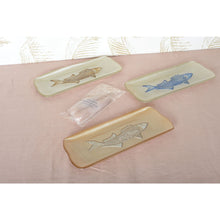 Charger l'image dans la galerie, Plat rectangulaire vanille avec poisson doré 31.7x12.7cm