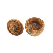Charger l'image dans la galerie, Salière en forme de pomme avec pelle à sel, bois d'olivier