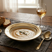 Charger l'image dans la galerie, Assiette creuse triple filet or 23cm