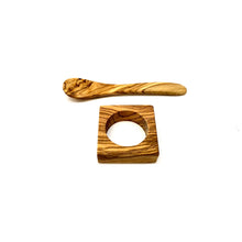 Charger l'image dans la galerie, Porte-oeufTroué avec cuillère à oeuf en bois d'olivier