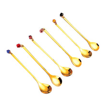 Charger l'image dans la galerie, Cuillères dorées avec diamants multi couleurs - lot de 6