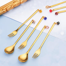 Charger l'image dans la galerie, Cuillères dorées avec diamants multi couleurs - lot de 6