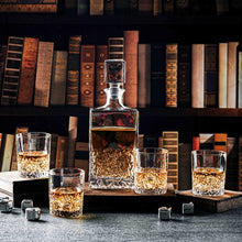 Charger l'image dans la galerie, Coffret whisky en verre ciselé avec carafe 850 ml et 4 verres 280ml