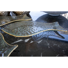 Charger l'image dans la galerie, Coupelle poisson moyen modèle 31.5x17.5cm