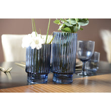 Charger l'image dans la galerie, Vase bleu fonce bord doré h.15cm