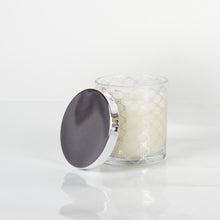 Charger l'image dans la galerie, Bougie musc argent avec couvercle 7.8x8.2cm