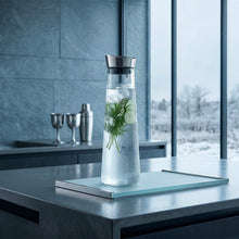 Charger l'image dans la galerie, Pichet en verre bouchon métal 1.2l