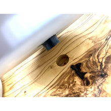 Charger l'image dans la galerie, Station d'alimentation RUSTY PLUS (bol en porcelaine de 2 x 1,5 litre) "soulevée" pour l'alimentation et l'eau