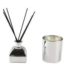 Charger l'image dans la galerie, Coffret bougie &amp; parfum d'ambiance argent parfum frésia
