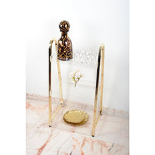Charger l'image dans la galerie, Carafe en verre marron avec bouchon 14x14x32.5cm
