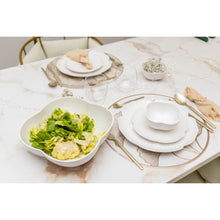 Charger l'image dans la galerie, Saladier en porcelaine blanche florale 25.5cm
