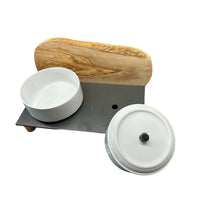Charger l'image dans la galerie, Station d'alimentation MOUNTAIN, 2x 0,9 litres, pieds ronds, bois d'olivier
