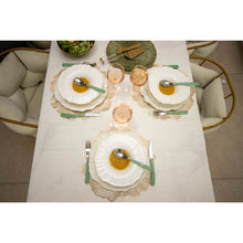 Charger l'image dans la galerie, Assiette creuse fleur blanche 24.5cm
