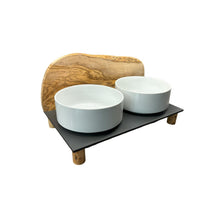 Charger l'image dans la galerie, Station d'alimentation MOUNTAIN, 2x 0,9 litres, pieds ronds, bois d'olivier
