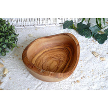 Charger l'image dans la galerie, Bol à goûter RUSTIC rond (Ø env. 14 cm) en bois d'olivier
