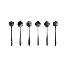 Charger l'image dans la galerie, Cuillères à dessert fleurs assorties noires - lot de 6
