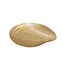 Charger l'image dans la galerie, Coupelle coquillage dorée 21x19x2.5cm
