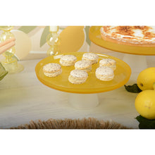 Charger l'image dans la galerie, Plat à gâteaux jaune sur pied blanc 21cm - citron
