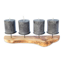 Charger l'image dans la galerie, 4 bougeoirs ADVENT-rustiques en bois d'olivier

