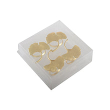 Charger l'image dans la galerie, Lot de 4 ronds de serviettes ginkgos dorés
